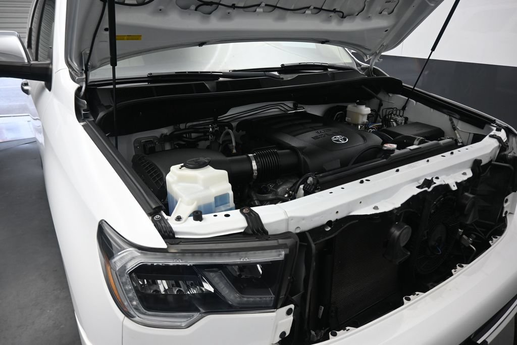 Used 2019 Toyota Sequoia Limited w/ Safety & Convenience Package AWD/4WD image 71