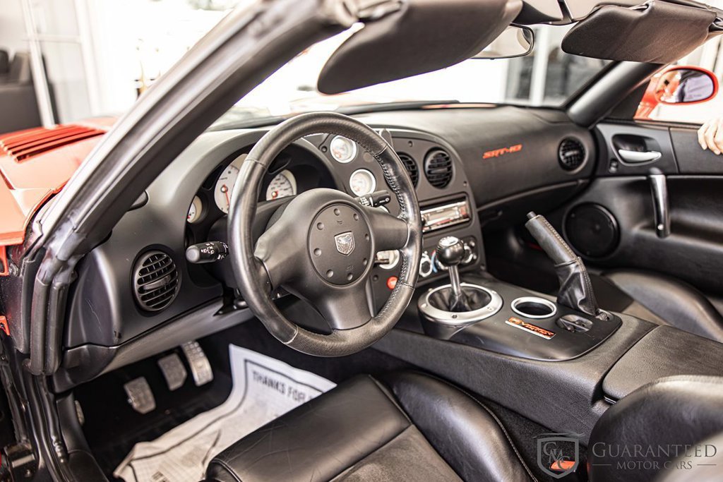 Used 2005 Dodge Viper SRT-10 RWD image 17