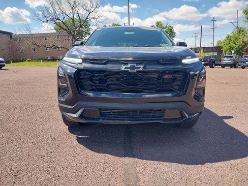 New 2025 Chevrolet Equinox RS image 2