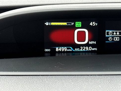 Used 2020 Toyota Prius Prime XLE image 32