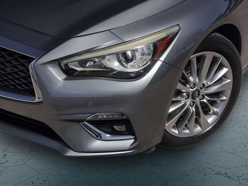 Used 2018 INFINITI Q50 Luxe w/ Sensory Package (Luxe) AWD/4WD image 3