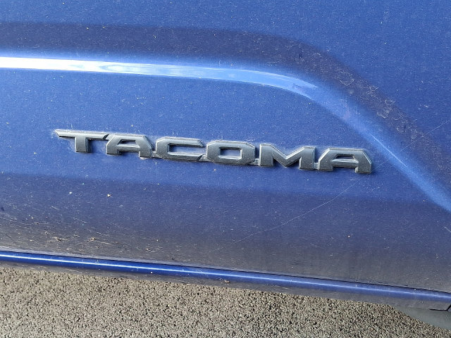 Used 2024 Toyota Tacoma TRD Sport w/ TRD Sport Upgrade Package AWD/4WD image 8