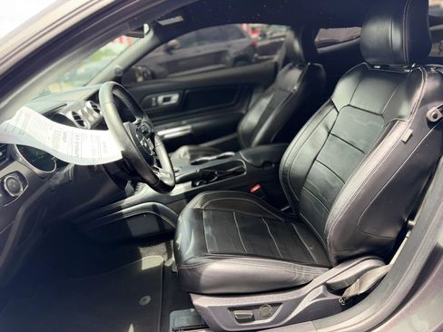 Used 2019 Ford Mustang GT Premium w/ GT Performance Package RWD image 19
