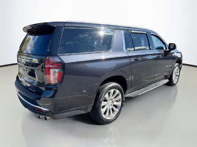 Used 2023 Chevrolet Suburban Premier AWD/4WD image 7