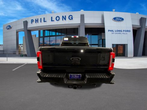 Certified 2023 Ford F250 XLT w/ Black Appearance Package AWD/4WD image 4