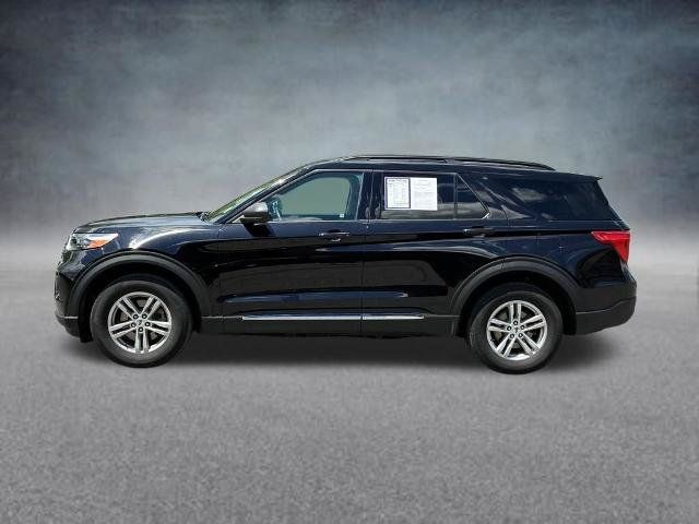 Certified 2024 Ford Explorer XLT w/ Class IV Trailer Tow Package AWD/4WD image 2