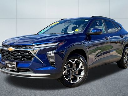 Used 2024 Chevrolet Trax LT w/ Driver Confidence Package