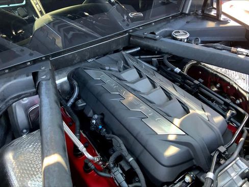 Used 2020 Chevrolet Corvette Stingray Coupe w/ 1LT image 28