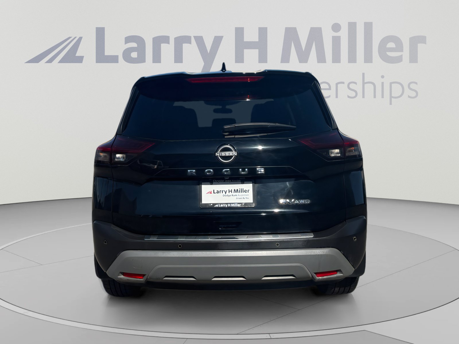 Used 2022 Nissan Rogue SV AWD/4WD image 4