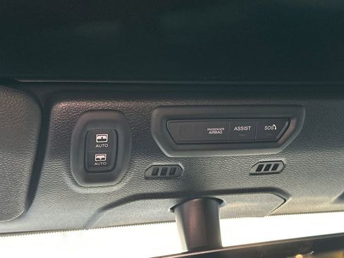 Used 2023 Jeep Wrangler Unlimited Sahara w/ Cold Weather Group image 32