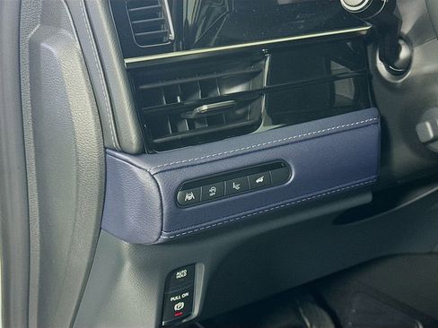 New 2026 INFINITI QX80 4WD w/ Sport Exterior Package image 10