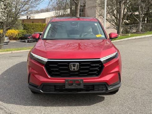 Used 2024 Honda CR-V EX image 2