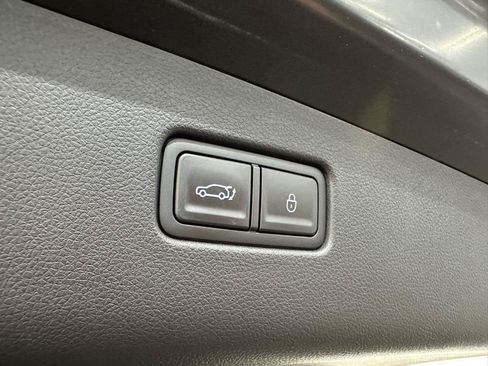 Used 2024 Genesis GV70 3.5T Sport AWD/4WD image 32