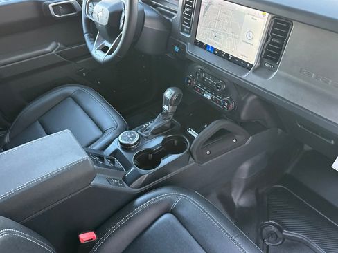 New 2025 Ford Bronco Badlands w/ Sasquatch Package image 16