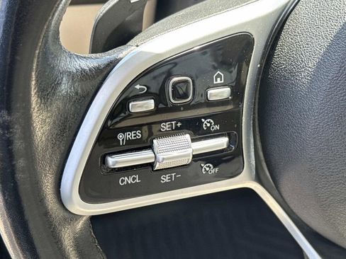 Used 2021 Mercedes-Benz GLB 250 image 25