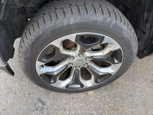 Used 2019 RAM 1500 Limited AWD/4WD image 4