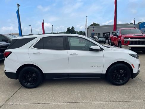 Used 2023 Chevrolet Equinox LT FWD image 8