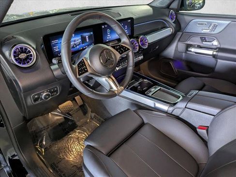 Certified 2025 Mercedes-Benz GLB 250 image 13