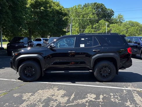 Used 2026 Toyota 4Runner TRD Off-Road Premium AWD/4WD image 8