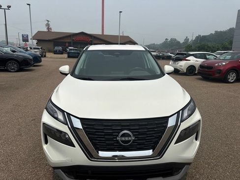 Used 2023 Nissan Rogue S AWD/4WD image 3