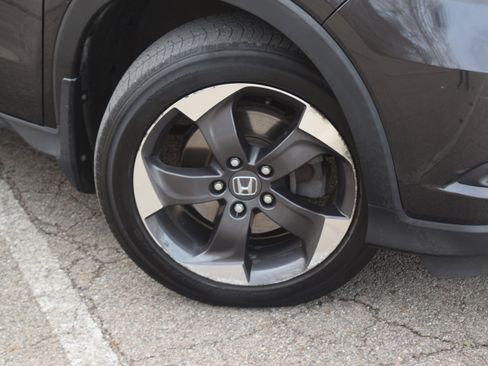 Used 2018 Honda HR-V EX image 29