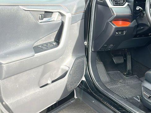 Used 2021 Toyota RAV4 Adventure image 23