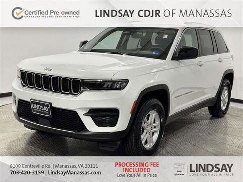 Certified 2023 Jeep Grand Cherokee Laredo image 3