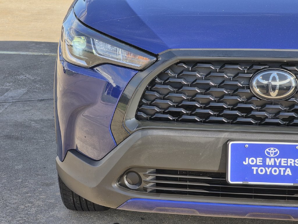 Used 2023 Toyota Corolla Cross LE FWD image 5