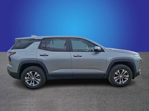 Used 2025 Chevrolet Equinox LT FWD image 4