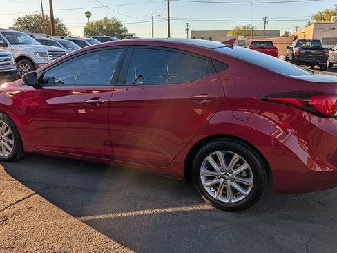 Used 2014 Hyundai Elantra SE w/ Option Group 02 image 11