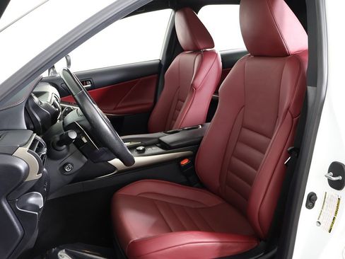 Used 2019 Lexus IS 300 F Sport image 31