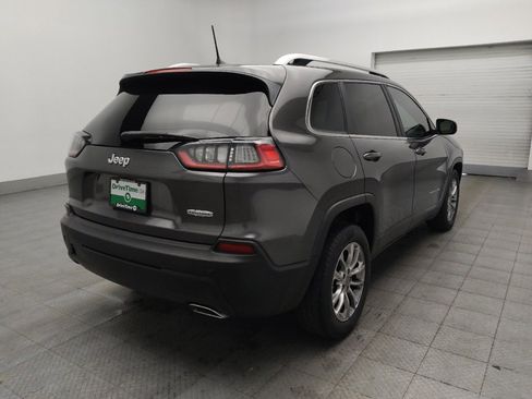 Used 2019 Jeep Cherokee Latitude Plus w/ Comfort/Convenience Group FWD image 9