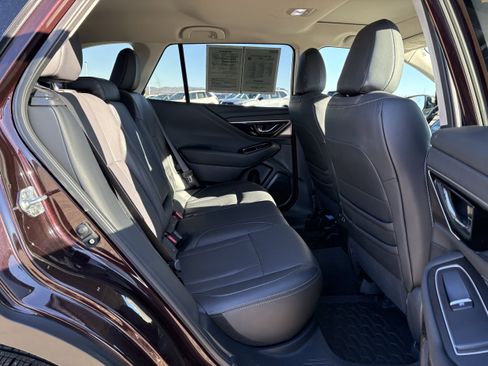 Certified 2025 Subaru Outback Limited w/ Popular Package #2 image 31