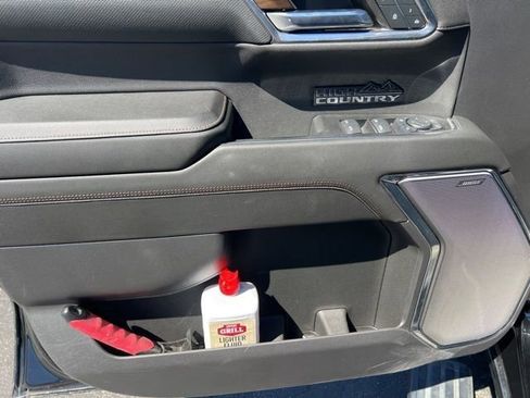 Used 2024 Chevrolet Silverado 1500 High Country w/ Midnight Edition image 33