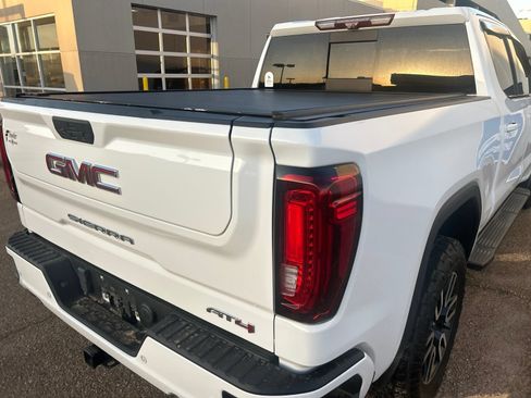 Used 2020 GMC Sierra 1500 AT4 w/ AT4 Premium Package AWD/4WD image 21