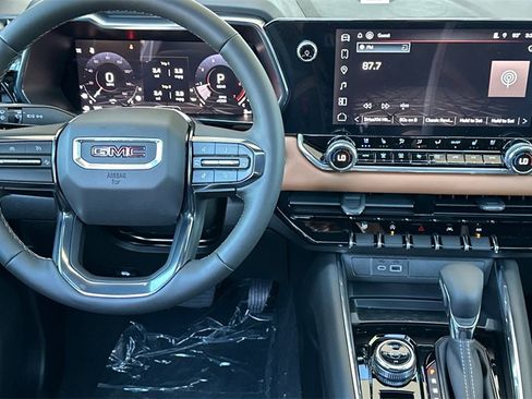 New 2026 GMC Canyon AT4 w/ Technology Plus Package image 12