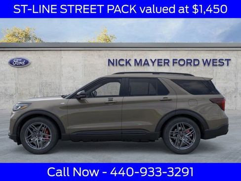 New 2026 Ford Explorer ST-Line w/ ST-Line Street Pack image 4