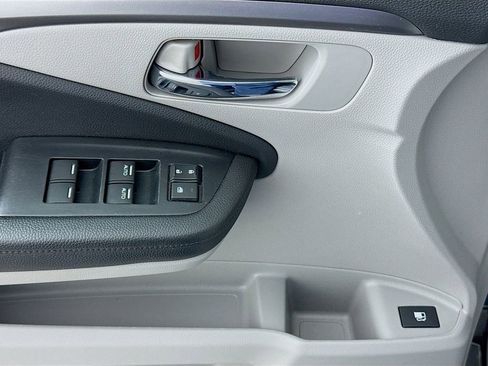 Used 2021 Honda Pilot EX image 17