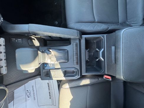 Used 2025 Toyota Tacoma SR RWD image 19