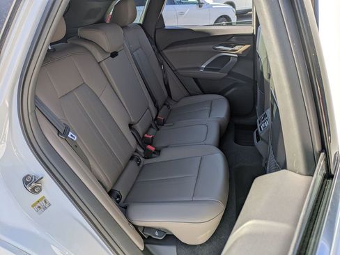 Certified 2025 Audi Q5 Premium w/ Convenience Package AWD/4WD image 22