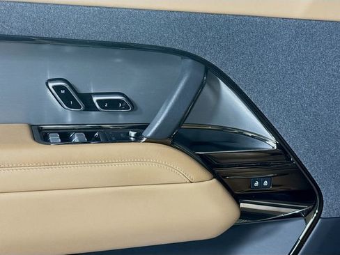 Used 2023 Land Rover Range Rover Sport SE image 20