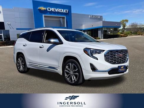 Used 2018 GMC Terrain Denali w/ Comfort Package AWD/4WD image 1
