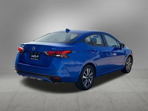 Used 2021 Nissan Versa SV image 6