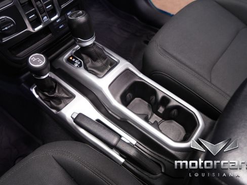 Used 2020 Jeep Wrangler Unlimited Sport S image 37