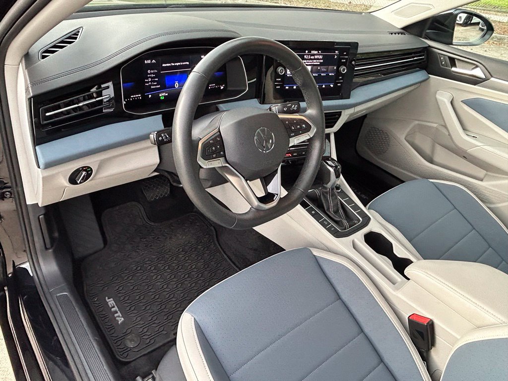 Certified 2026 Volkswagen Jetta SE FWD image 16