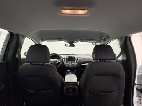 Used 2021 Chevrolet Malibu LT image 29