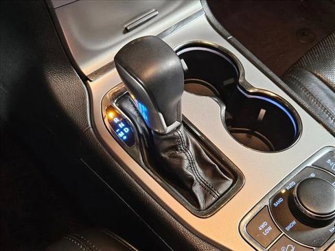 Used 2018 Jeep Grand Cherokee High Altitude image 12