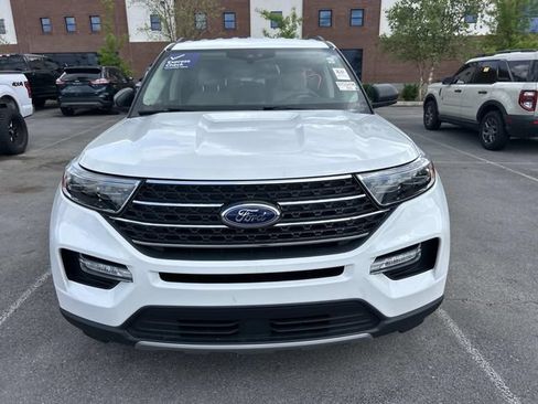 Used 2023 Ford Explorer XLT w/ Equipment Group 202A AWD/4WD image 2