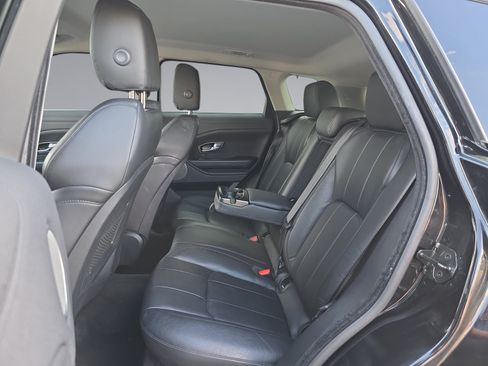 Used 2018 Land Rover Range Rover Evoque SE AWD/4WD image 31