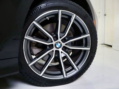 Used 2020 BMW 330i xDrive Sedan w/ Convenience Package AWD/4WD image 11